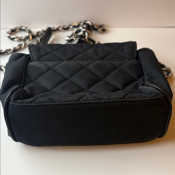 Ann Taylor Vintage Quilted Crossbody Purse With Chain Link Strap - Picture 5 of 5